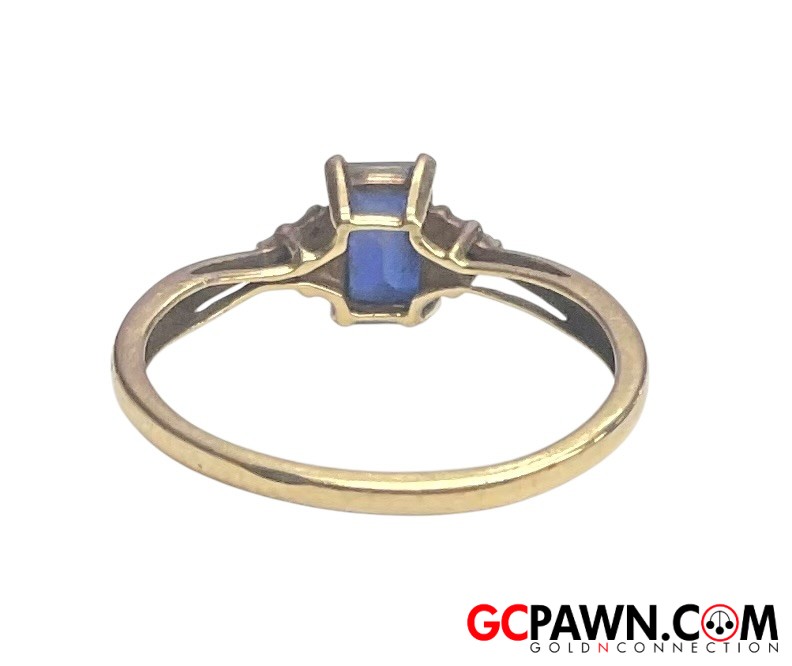 Women's Cluster ring 10kt Yellow Gold 