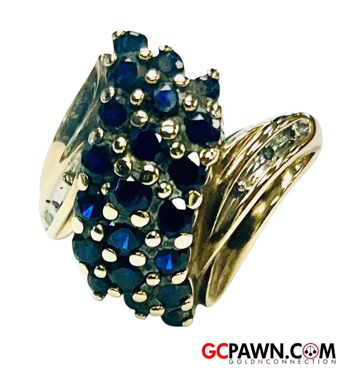View product details for Women's Cluster ring 10kt Yellow Gold 