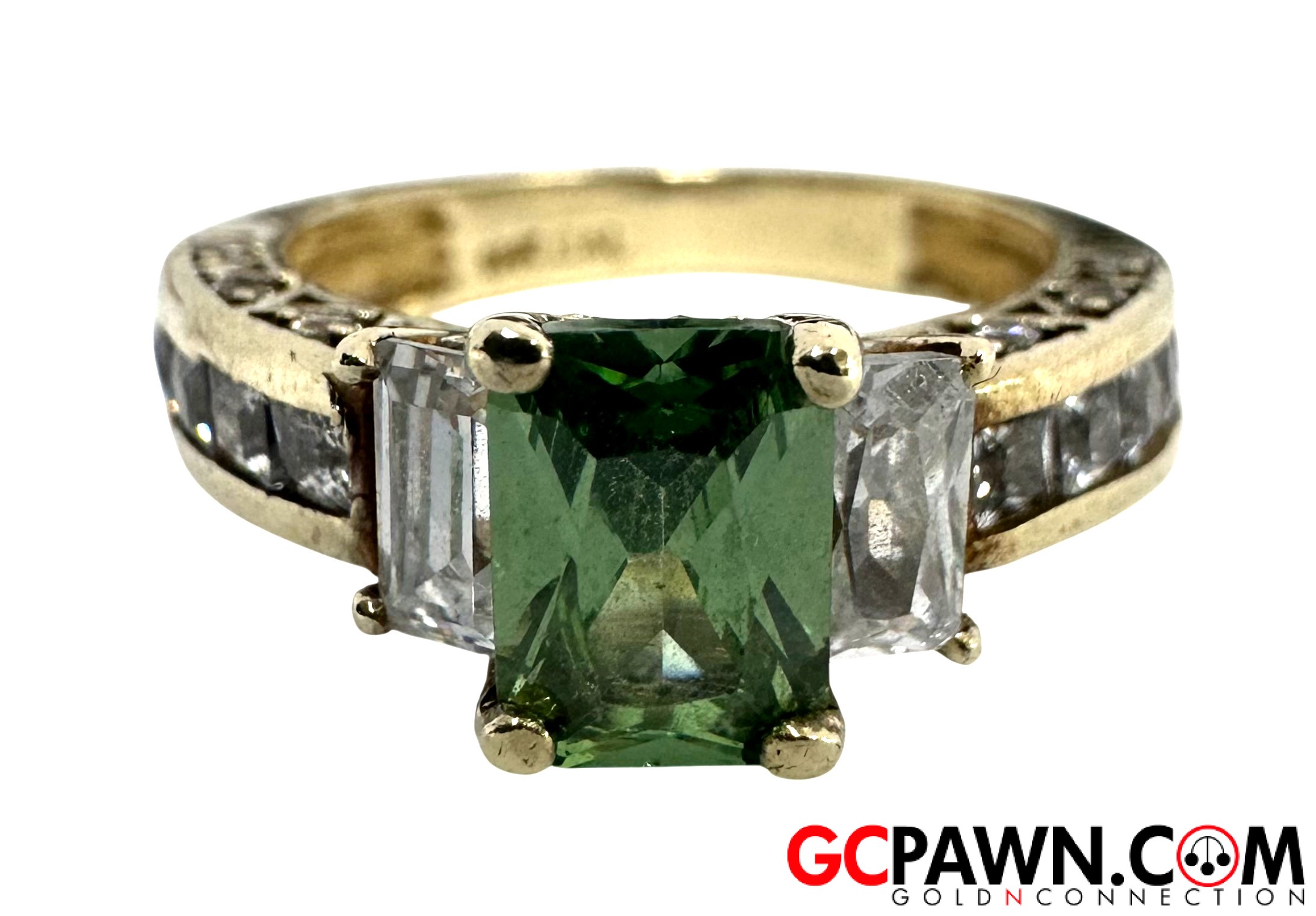 View product details for Women's Cluster ring 10kt Yellow Gold 