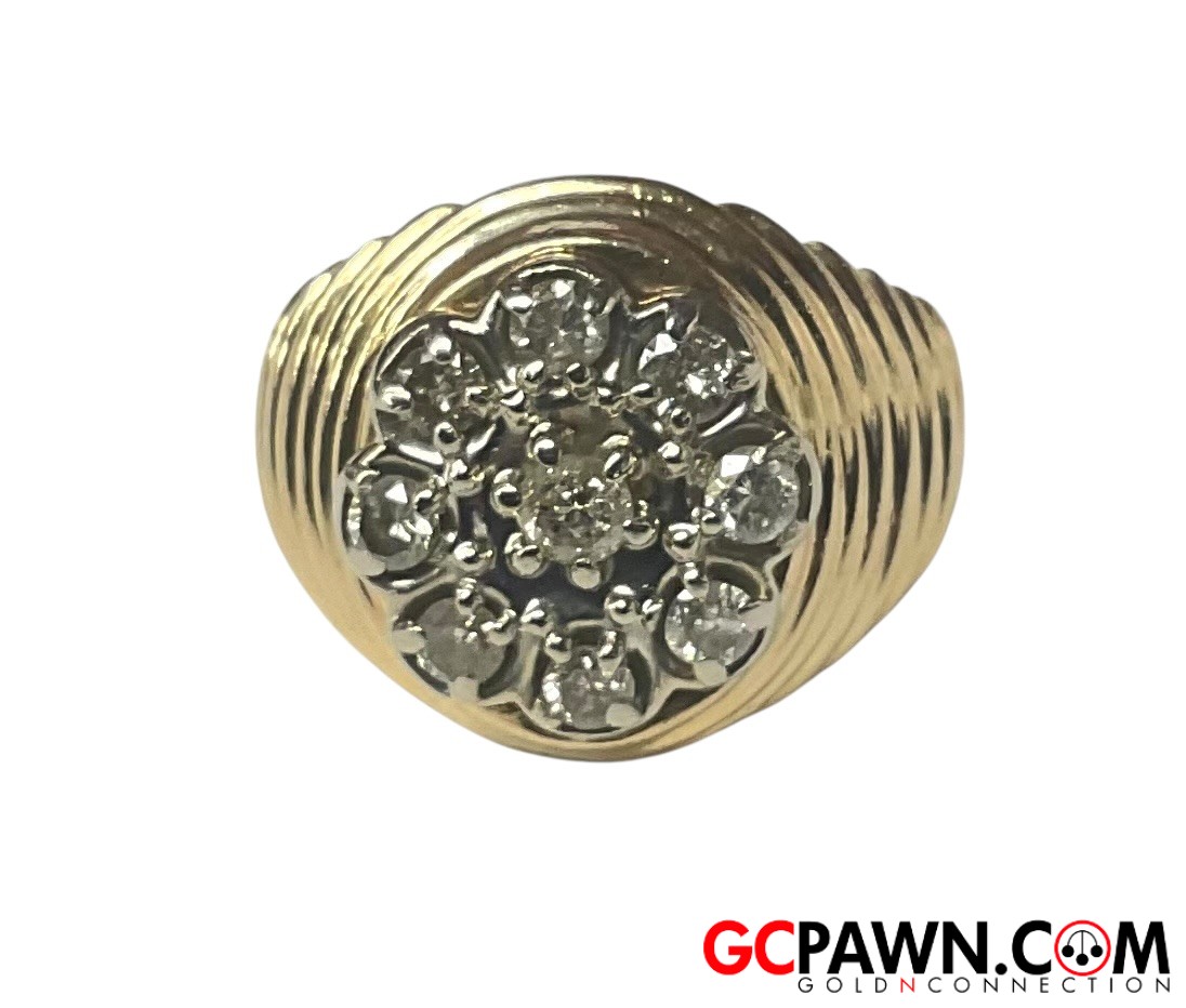 View product details for Unisex Cluster ring 14kt Yellow Gold 