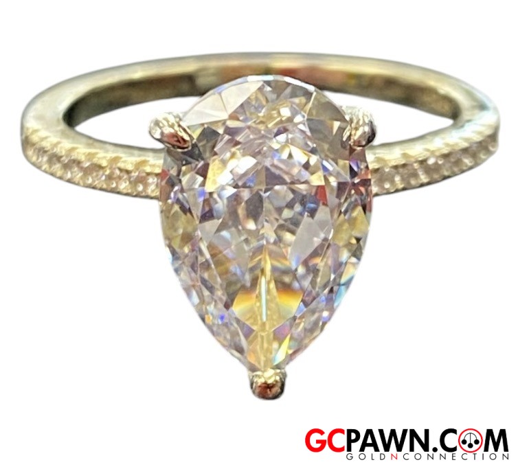View product details for Women's Cluster ring .925 Silver 