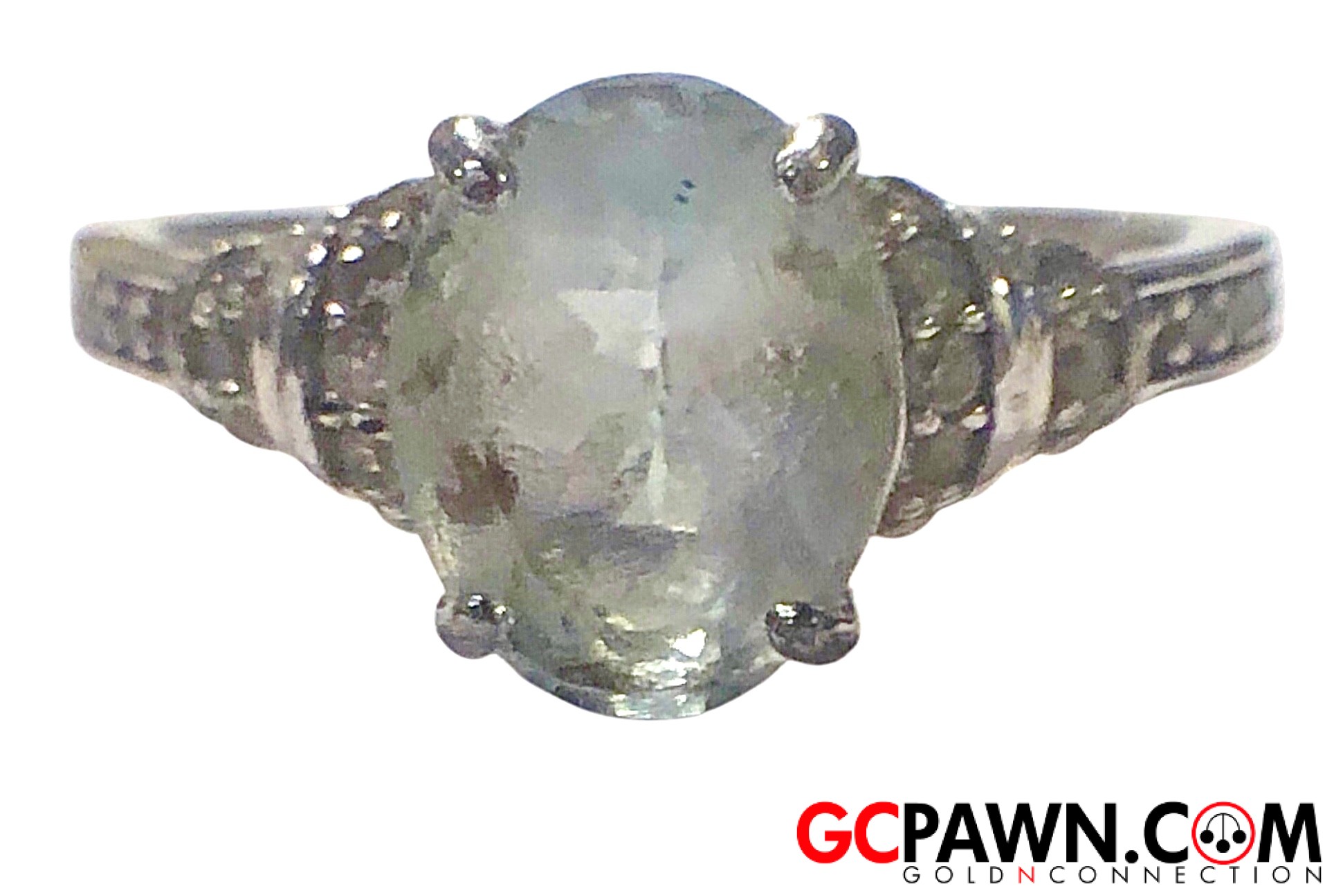 View product details for Women's Solitaire ring .925 Silver 