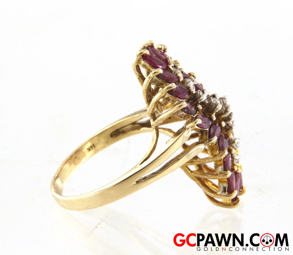 Women's Cluster ring 14kt Yellow Gold 