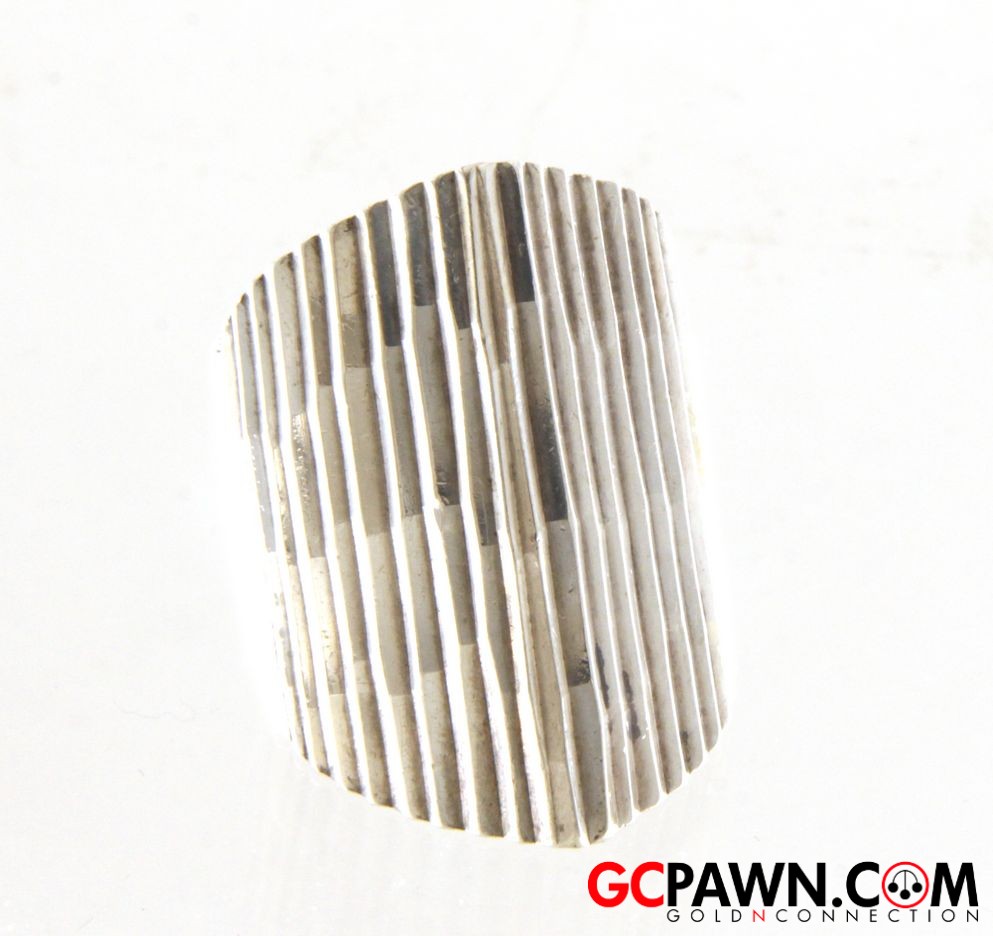 View product details for Women's Fashion Ring .925 Silver 