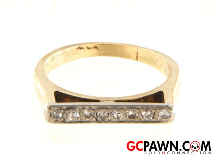 View product details for Unisex Fashion Ring 14kt Yellow Gold 